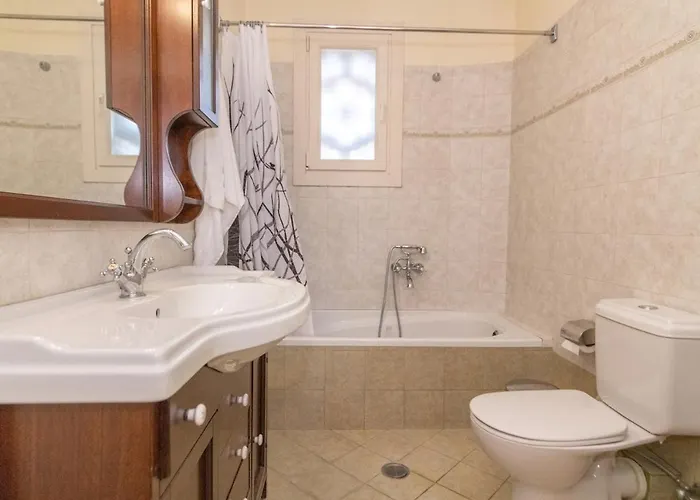 To Diko Mas House * Stení